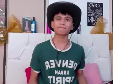 ethan_westt on Chaturbate