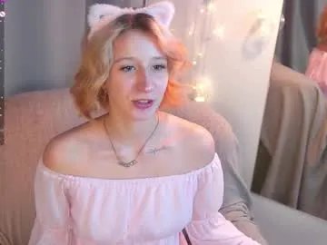evafolly on Chaturbate