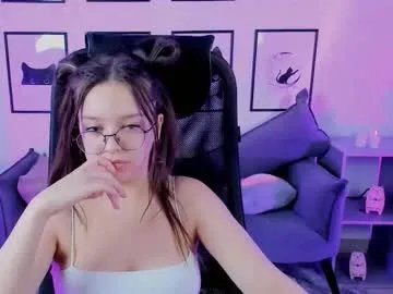 evagrase — GOAL: ASMR [300 tokens remaining] Welcome to my room! #shy #bigboobs #18 #teen #new