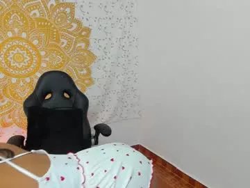 evarmirezz on Chaturbate