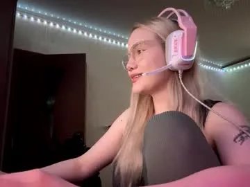 faybrechbiel — Goal : Eye contact  #blonde #18 #cute #teen #asian [33 tokens remaining]