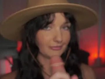 finleyfae on Chaturbate