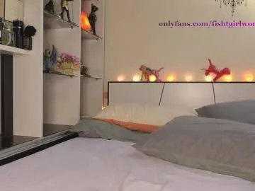 fishtgirlworld on Chaturbate