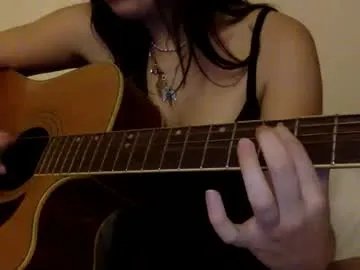 Freechat floraexploration on Chaturbate