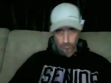 fouraide42 on Chaturbate