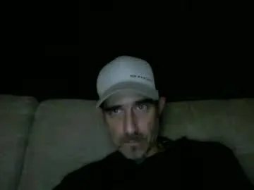 fouraide42 on Chaturbate