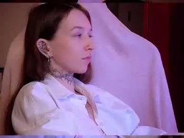 fran_bow on Chaturbate