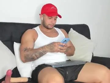 frankmyles01 on Chaturbate