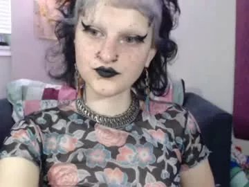 friskyflowers on Chaturbate