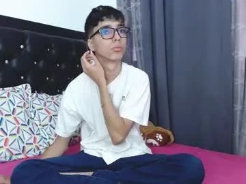 gabriel_x18 — Show cum [582 tokens remaining]
