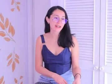 ginevra_esposito on Chaturbate
