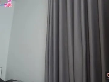 gloriamillss on Chaturbate