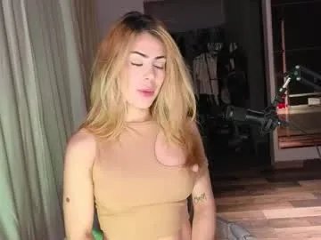 greyslopez on Chaturbate