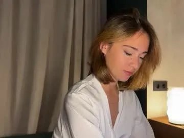hannahinto on Chaturbate