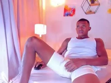 hanssmitt — Full naked [99 tokens left] #bigcock #new #bbc #latino #cum