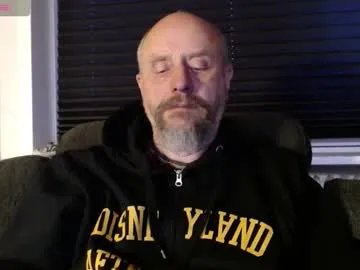 hardmrlazy on Chaturbate