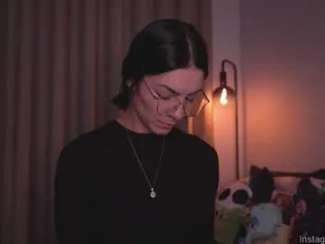 hollylinder_ on Chaturbate