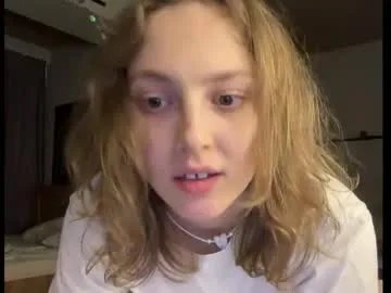 holydori on Chaturbate