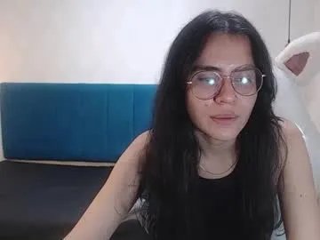 honeybuu_ on Chaturbate