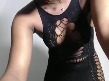 horny_iris on Chaturbate