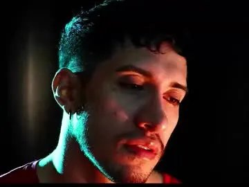 Away hotlatinking on Chaturbate