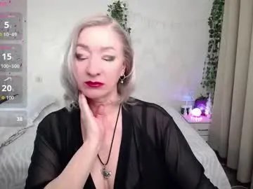 hunters_woman on Chaturbate