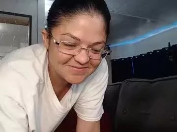 Freechat i_fetishize_u on Chaturbate