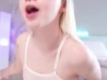 iamninamint on Chaturbate