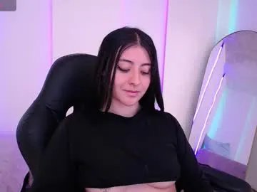 im_rosse_ — Im_rosse_'s room   #bigass  #smalltits  #lovense  #findom  #pvt