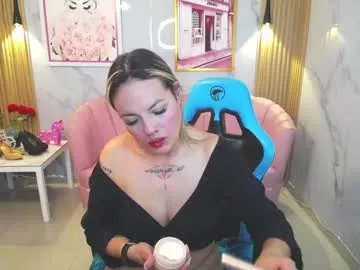 jade_jones_a on Chaturbate