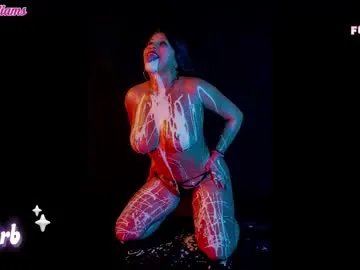 jadeh_williams02 on Chaturbate