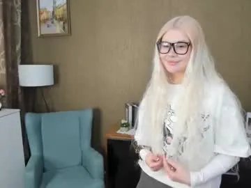 jazminevire — #18 #cute #teen #shy #new [94 tokens remaining]