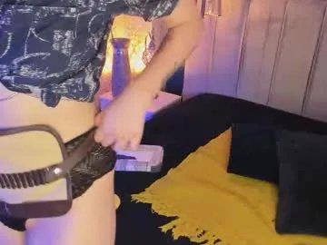 jeannesabatier on Chaturbate