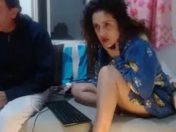 jeans_and_emma on Chaturbate