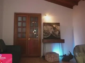 jhenna_greey on Chaturbate