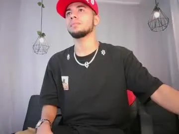 Freechat jhon_malo on Chaturbate