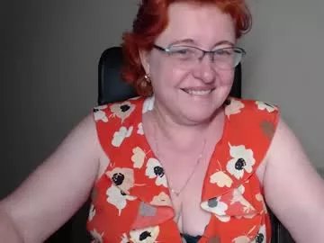 joannaandneighbour on Chaturbate