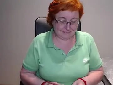 joannaandneighbour on Chaturbate