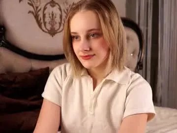 jonnienita — goal: fill strip of my favorite number,  hello Im new whats happened | #new #young #18 #teen #shy [0 tokens remaining]