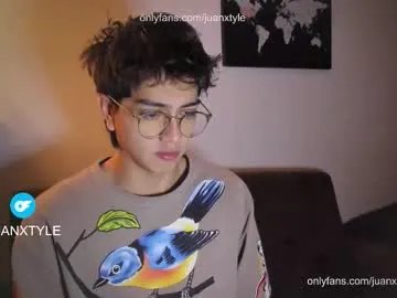 juancamroom on Chaturbate