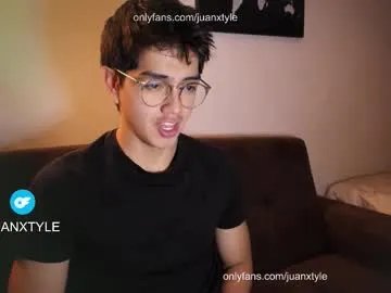 juancamroom on Chaturbate