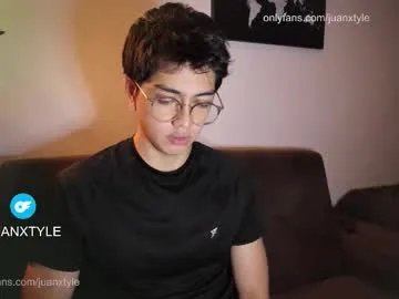 juancamroom on Chaturbate