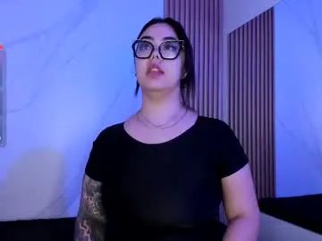 juicy_led_ on Chaturbate