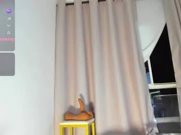 Freechat juicy_sky on Chaturbate