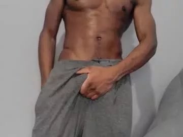 julienlongg on Chaturbate