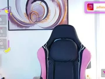 jullianapriv_ on Chaturbate
