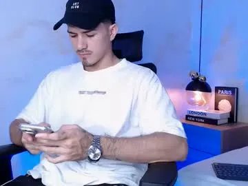 justin_spencer — Goal: oil body + massage balls + 10 spank #Muscle #dirtytalk #18 #bigcock #hairy - Next Goal: Big cum