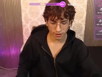 justin_tay1 — GOAL:  naked + striptiease [96 tokens remaining] Hi guys make me cum with your tips ... if you love me tip me 5  55  555  5555 #feet #blonde #redhead #lovense #new