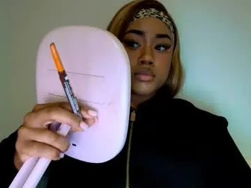 kat2025 on Chaturbate