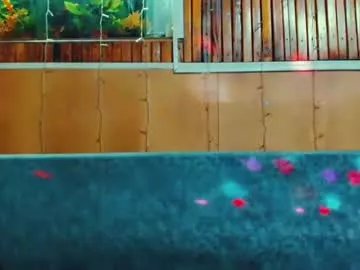 katrinedenev on Chaturbate